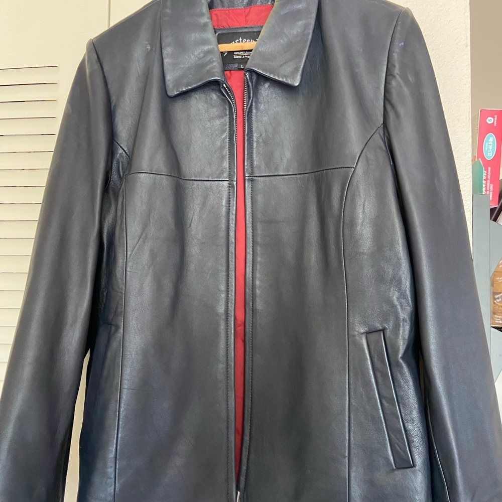 Like new leather large jacket